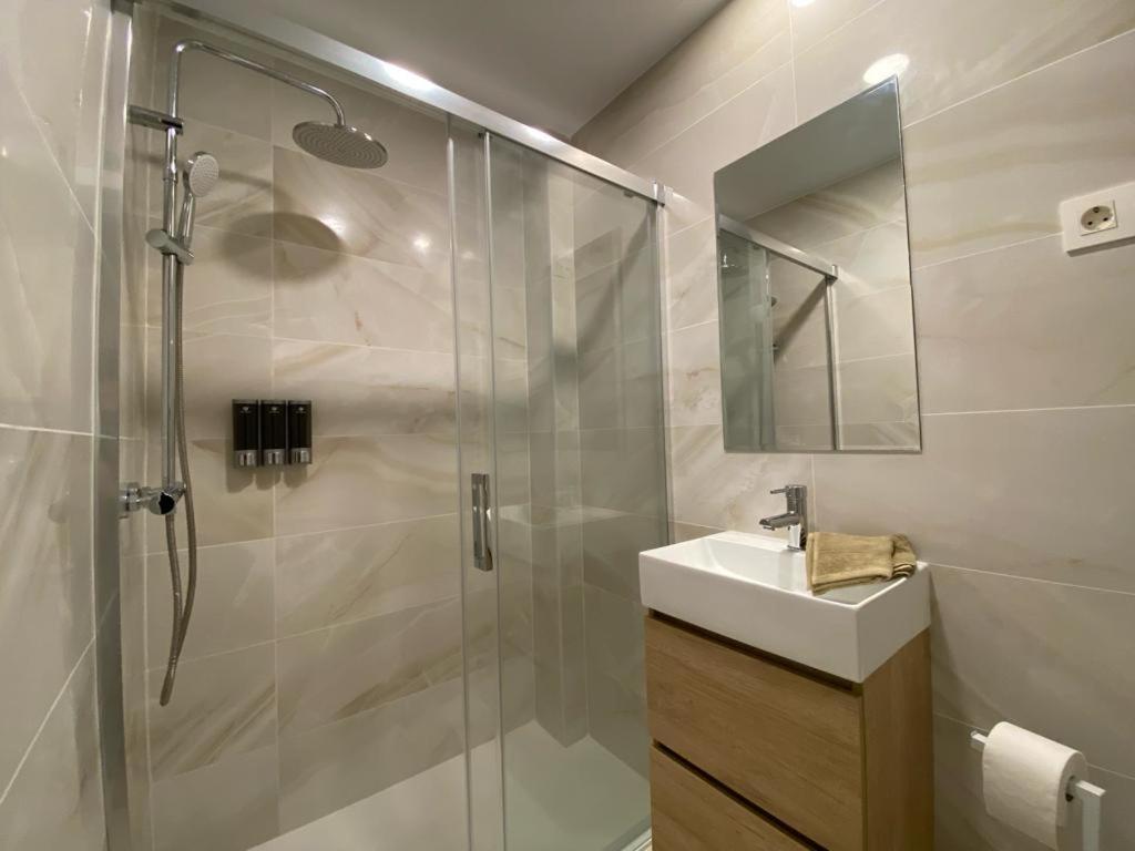 マドリードRefugio 2Br Y 2Ba Azca/Bernabeuアパートメント エクステリア 写真